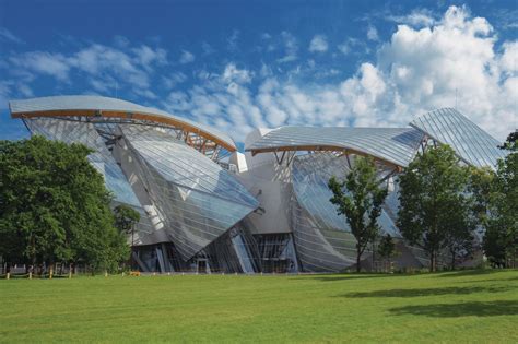 direttore fondation louis vuitton|fondation Louis Vuitton frank gehry.